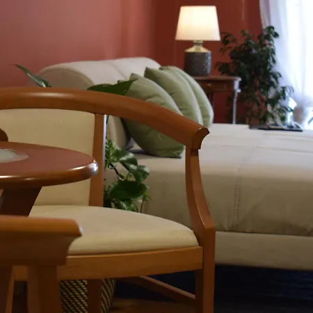 Townhouse - Rotunda Apartment *